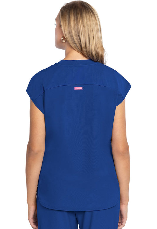 Med Couture Scrub Top Women Round Neck Tuckable with 2 Zipper Pockets with Rounded Hem