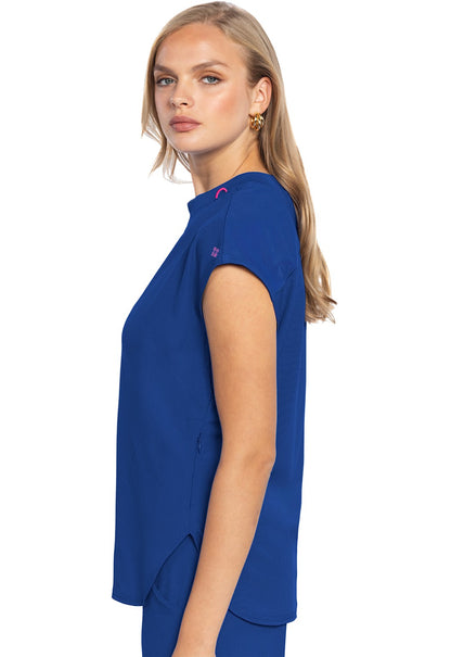Med Couture Scrub Top Women Round Neck Tuckable with 2 Zipper Pockets with Rounded Hem