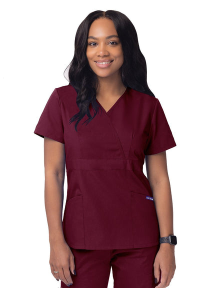 Women's Mock Wrap Top/Cargo Pant Scrub Set
Sivvan Collection